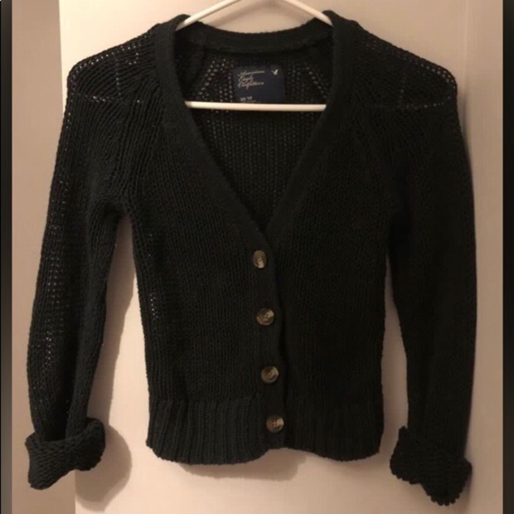 American Eagle Black Knit Crop Cardigan (XS)